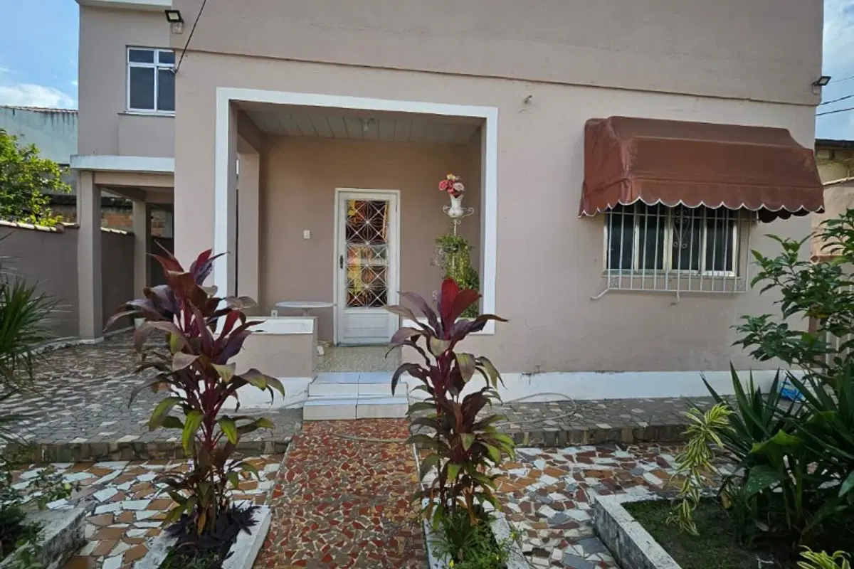Casa à venda no Posse com 4 quartos