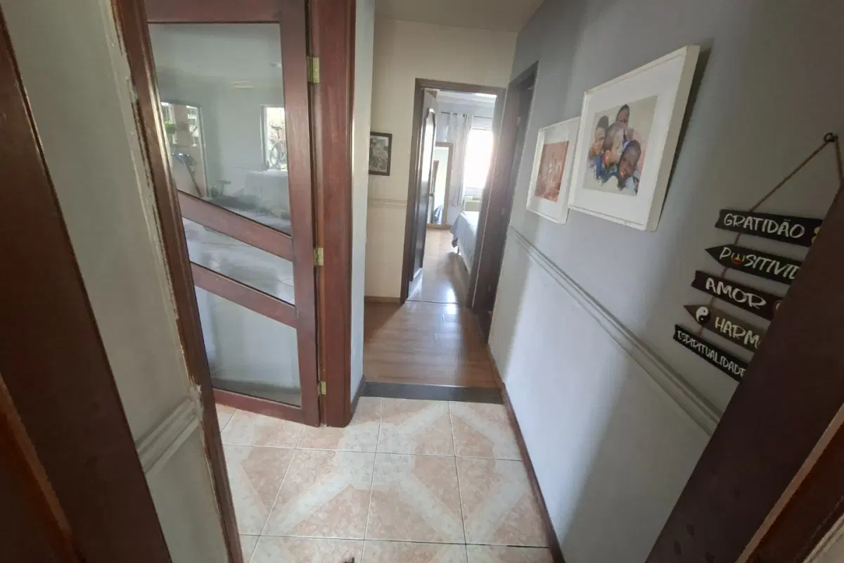 Casa à venda no Dona Neli com 3 quartos