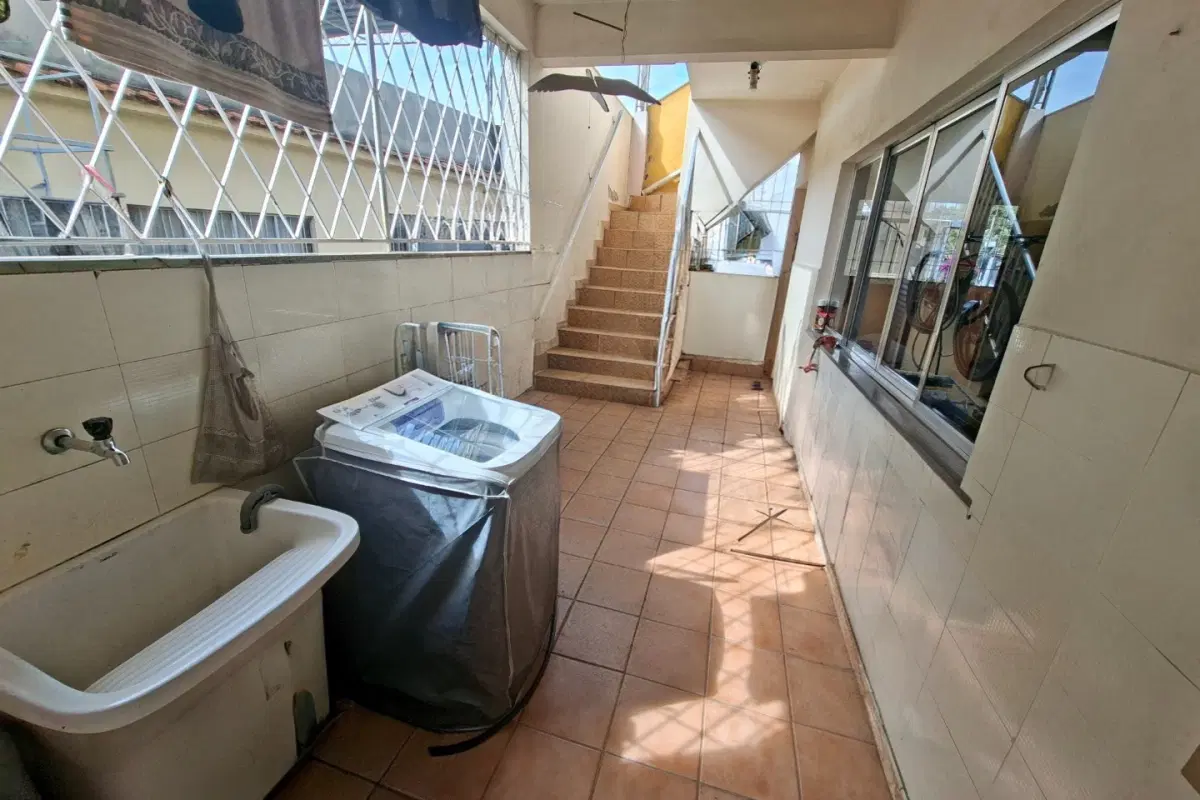 Casa à venda no Dona Neli com 3 quartos