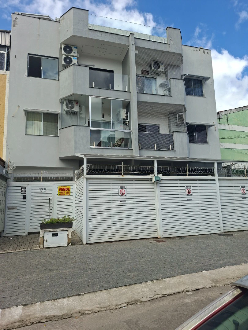 Apartamento à venda no Alvarez com 2 quartos