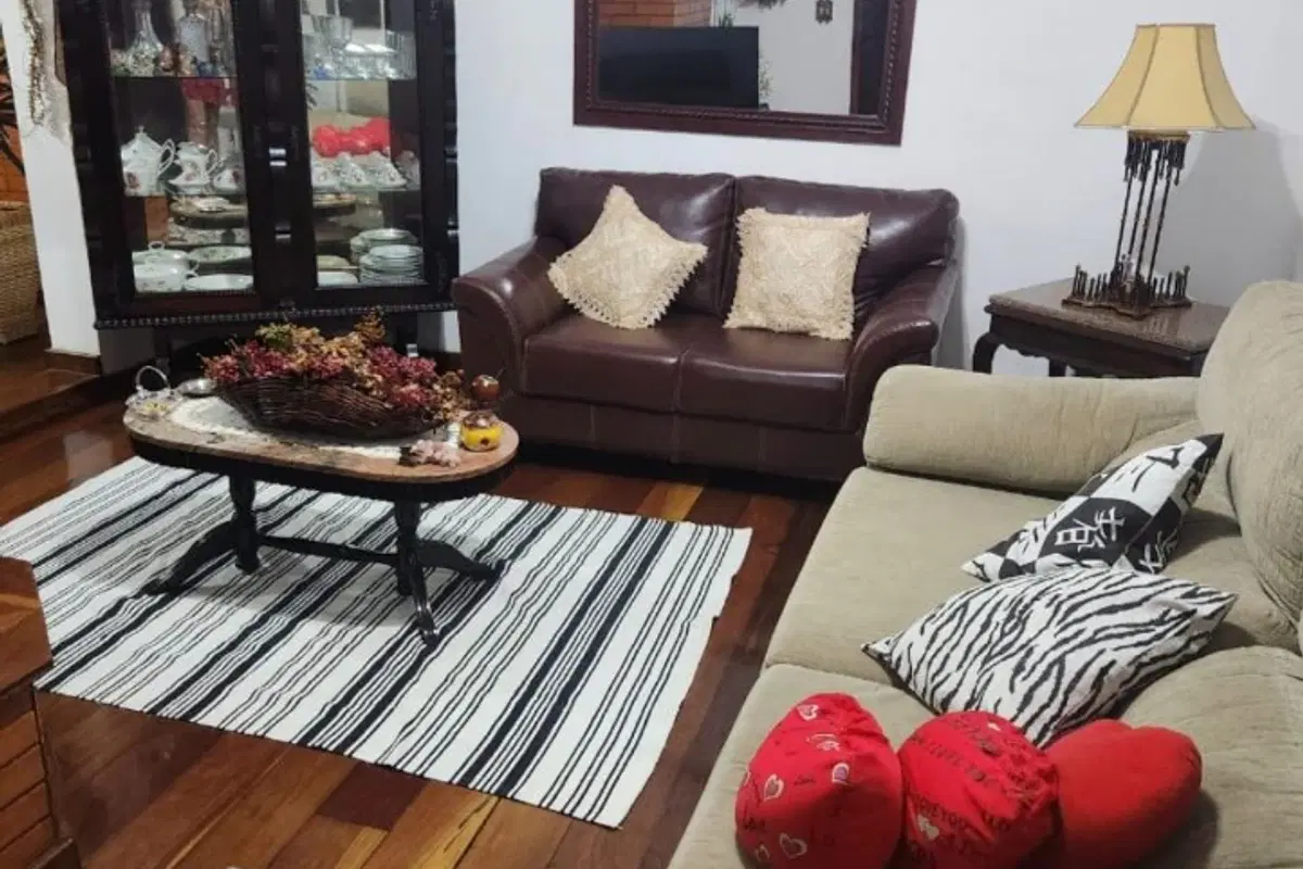 Casa à venda no Ponto Chic com 2 quartos