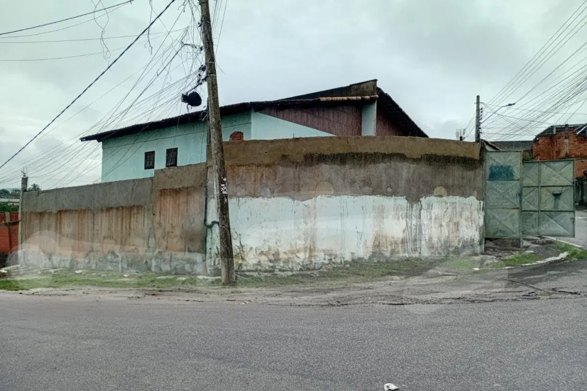 Casa à venda no Fanchem com 2 quartos