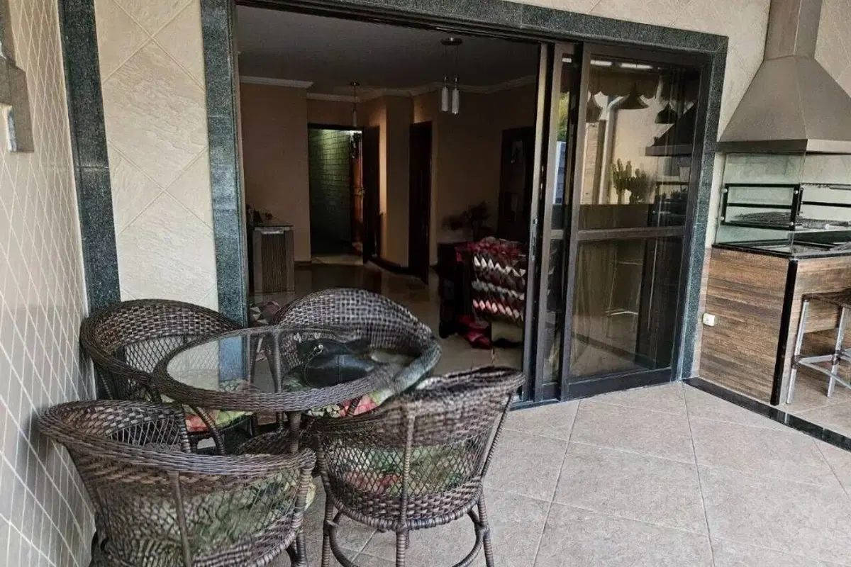 Cobertura à venda no Centro com 4 quartos