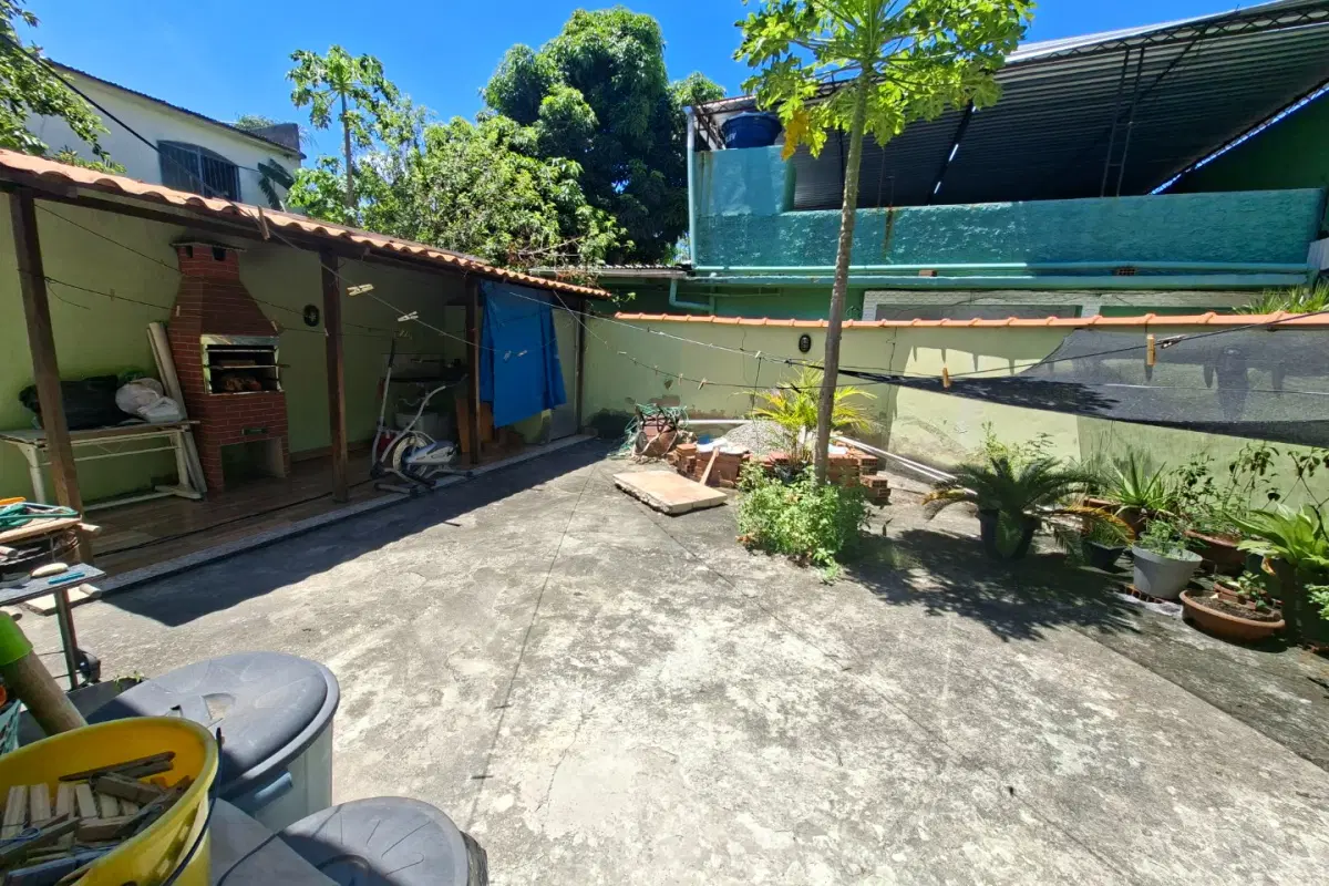 Casa à venda no Posse com 4 quartos