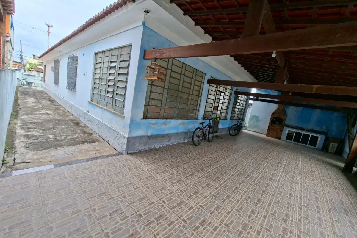 Casa à venda no Manoel Reis I com 4 quartos