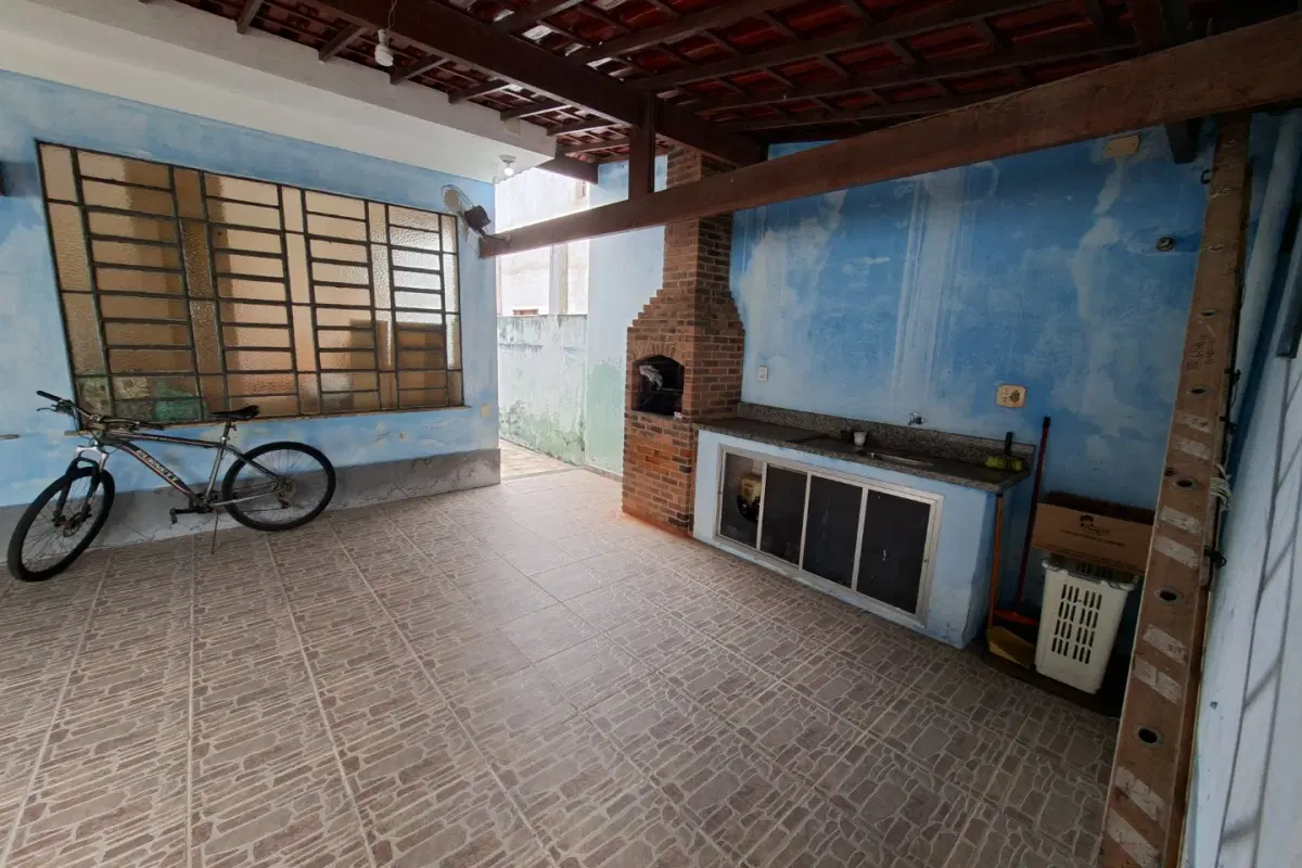Casa à venda no Manoel Reis I com 4 quartos