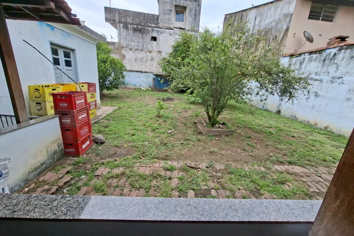 Casa à venda no Manoel Reis I com 4 quartos