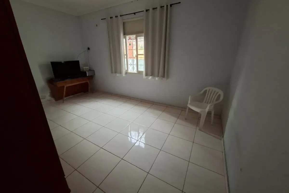 Casa à venda no Manoel Reis I com 4 quartos