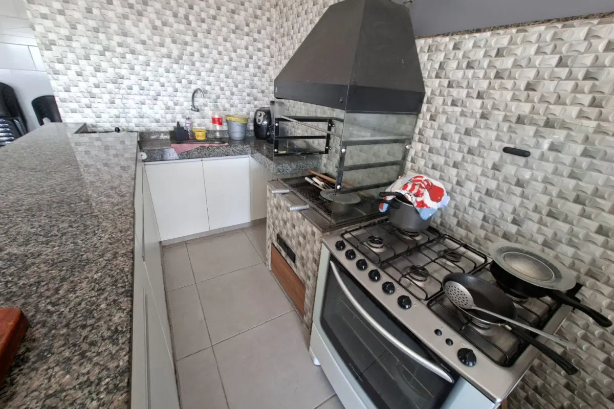 Casa à venda no Centro com 3 quartos