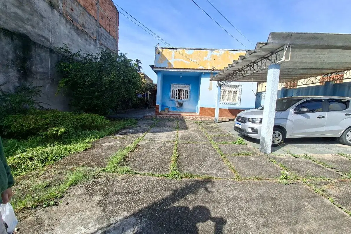 Casa à venda no Moqueta com 4 quartos