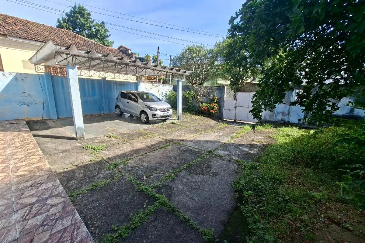 Casa à venda no Moqueta com 4 quartos