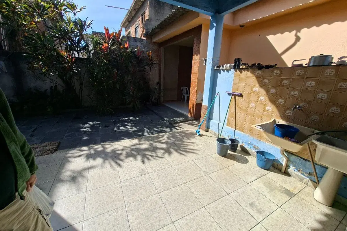Casa à venda no Moqueta com 4 quartos