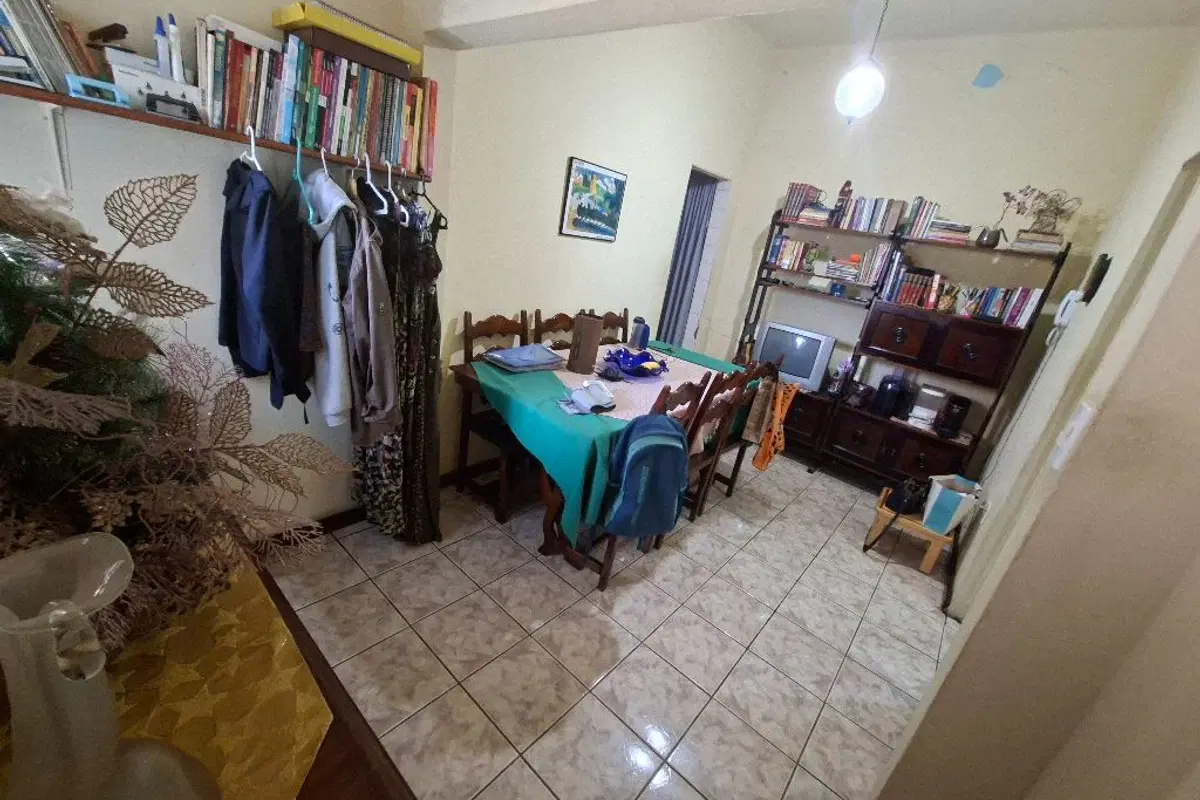 Casa à venda no Moqueta com 4 quartos