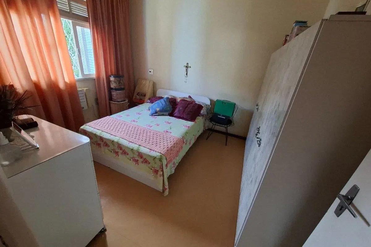Casa à venda no Moqueta com 4 quartos