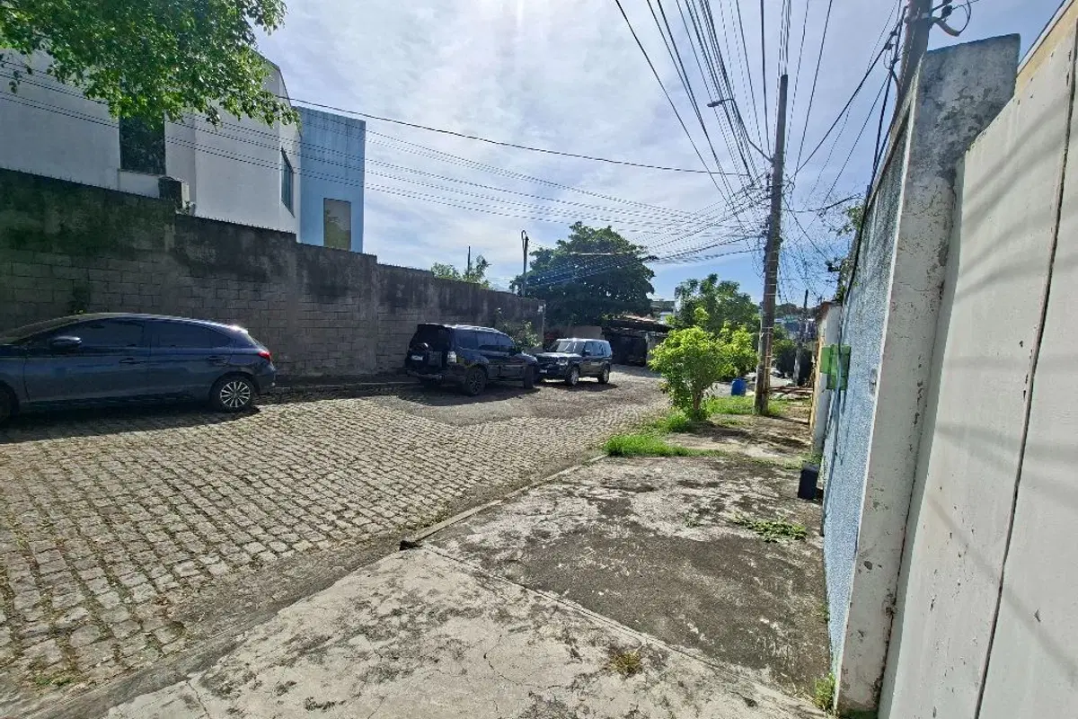 Casa à venda no Moqueta com 4 quartos