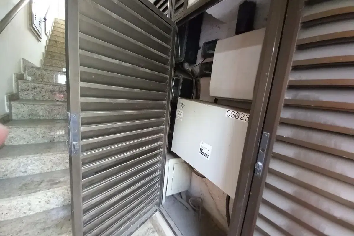 Casa comercial à venda no Miguel Couto com 4 salas