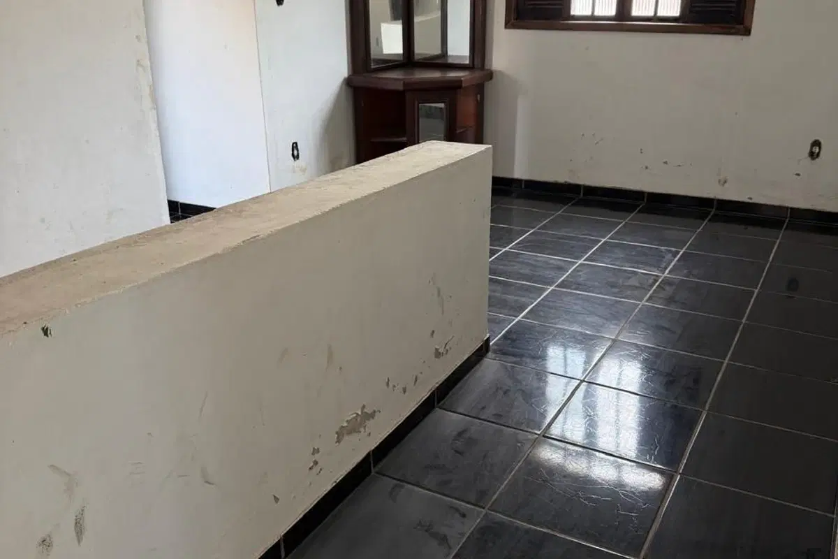 Casa à venda no Tinguá com 5 quartos