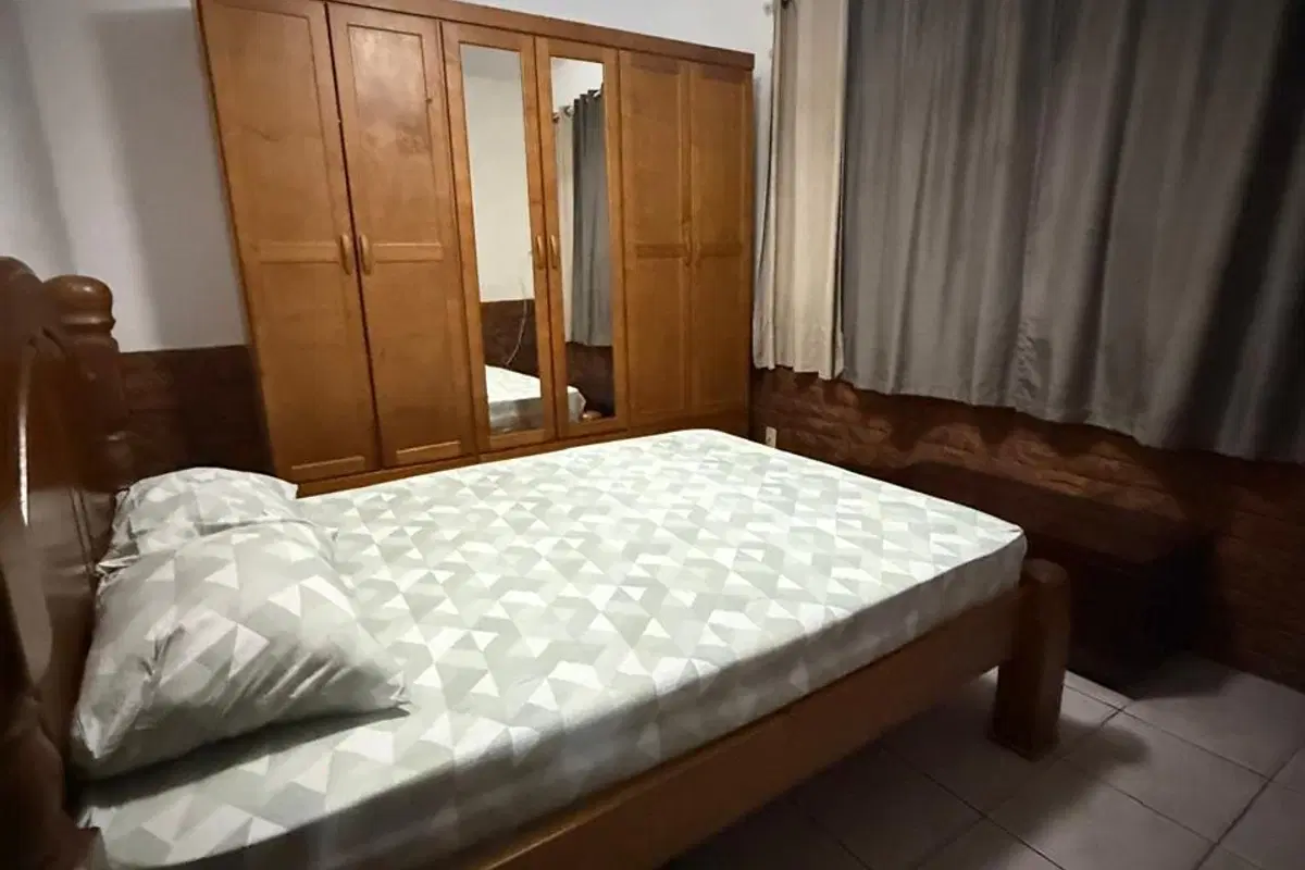 Casa à venda no Tinguá com 5 quartos