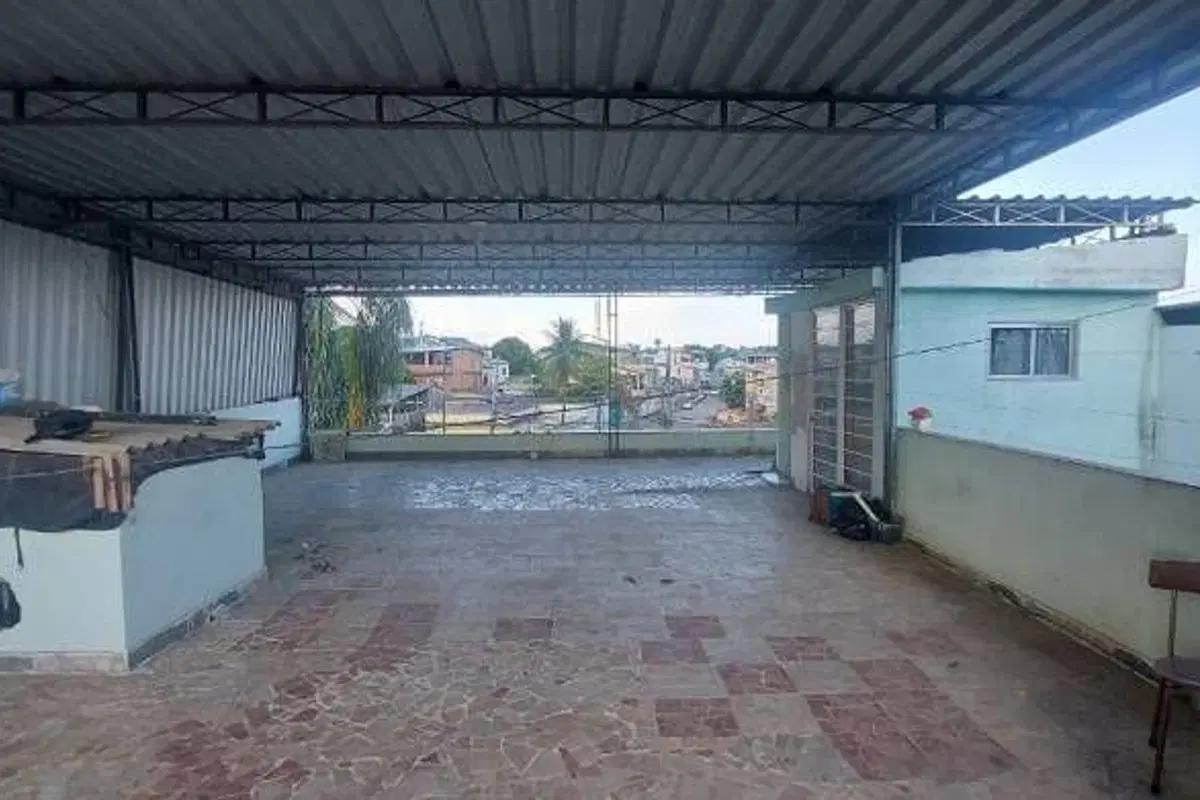 Casa à venda no Andrade Araujo com 3 quartos