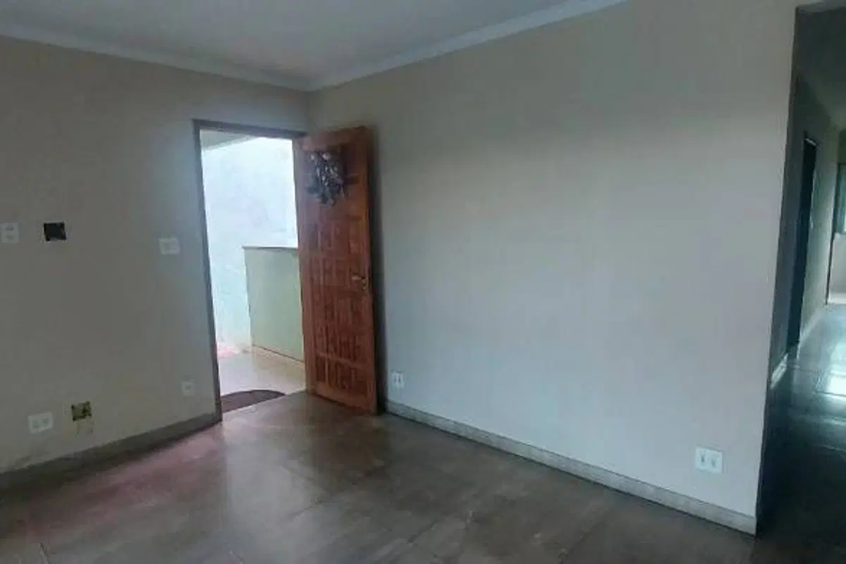 Casa à venda no Andrade Araujo com 3 quartos
